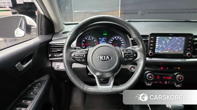Kia Stonic 2018 Белый из Кореи, фото 4
