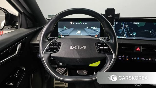 Kia EV6 2023 Белый из Кореи, фото 4