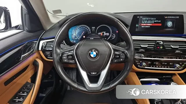 BMW 5 Series (G30) 2018 Белый из Кореи, фото 4