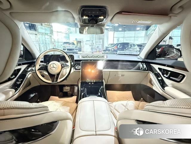 Mercedes-Benz Maybach S-class 2022 Красный из Китая, фото 4