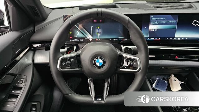 BMW 5 Series (G60) 2024 Синий из Кореи, фото 4