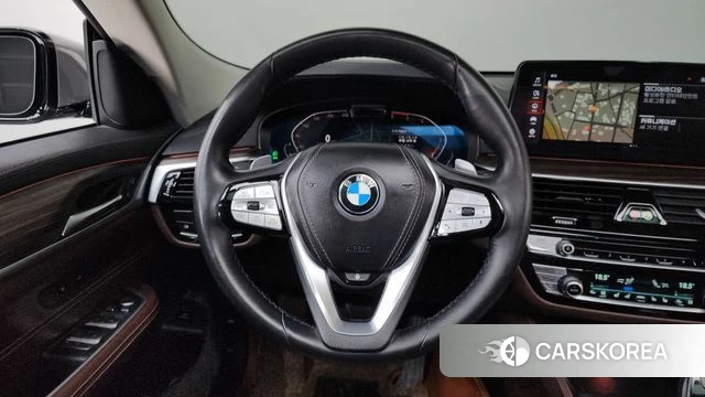 BMW 6 Series GT (G32) 2021 Серебристо-серый из Кореи, фото 4