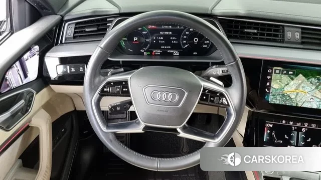 Audi e-Tron 2020 Черный из Кореи, фото 4