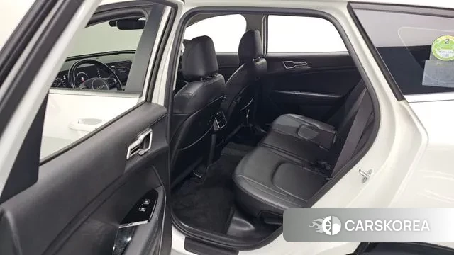 Kia Sportage 5th Generation 2022 Белый из Кореи, фото 4