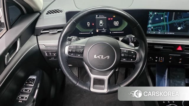 Kia The New K5 3rd generation 2024 Белый из Кореи, фото 4