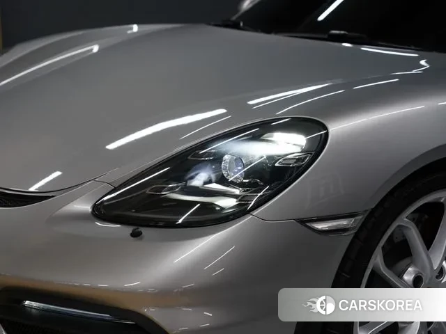Porsche 718 Boxster 2020 Серебряный из Кореи, фото 4
