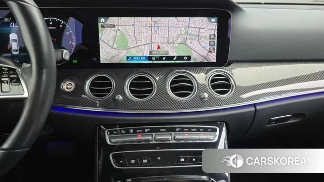 Mercedes-Benz E-Class W213 2021 Белый из Кореи, фото 4