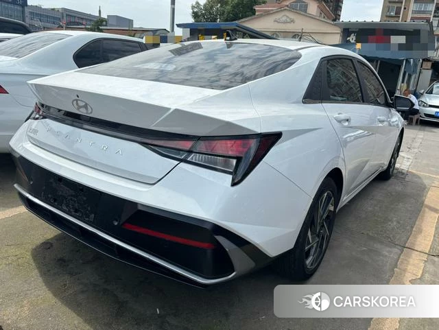 Hyundai Elantra 2024 Белый из Китая, фото 4