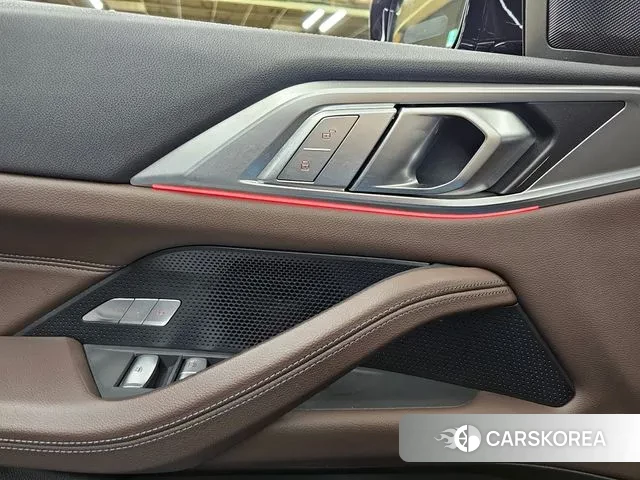 BMW 4 Series (G22) 2023 Черный из Кореи, фото 4