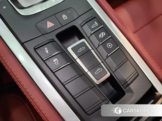 Porsche 718 Boxster 2023 Жемчужный цвет из Кореи, фото 4