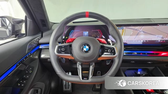 BMW M5 (G90) 2025 Серый из Кореи, фото 4