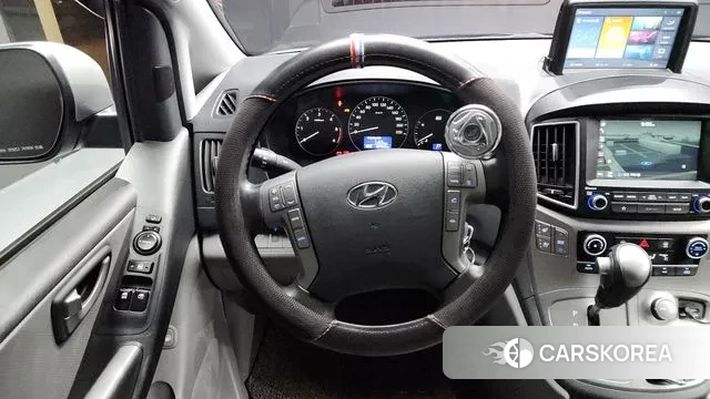 Hyundai The New Grand Starex 2019 Серебристо-серый из Кореи, фото 4