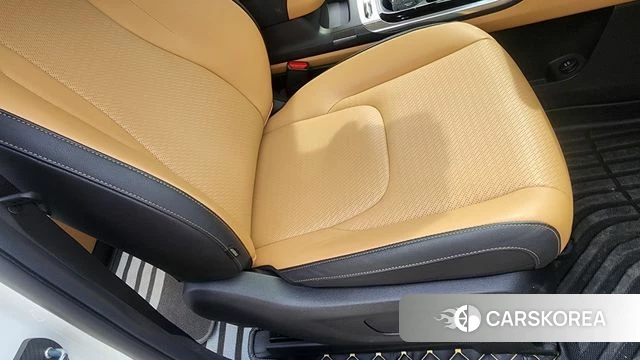 Kia Carnival 4th generation 2023 Белый из Кореи, фото 4