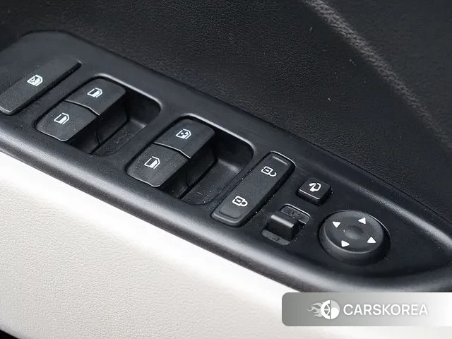 Hyundai Venue 2019 Красный из Кореи, фото 4