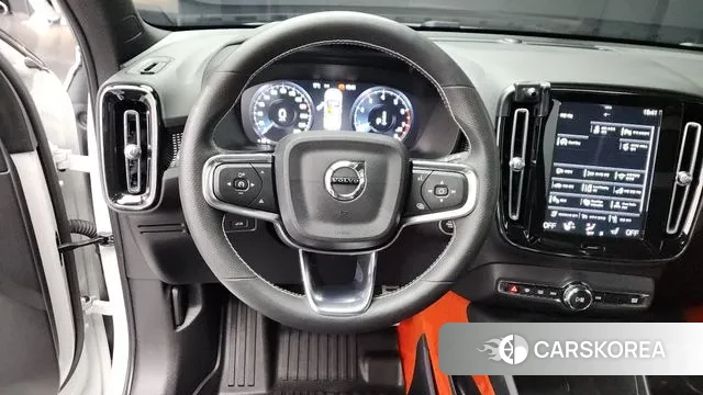 Volvo XC40 2021 Белый из Кореи, фото 4