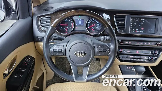 Kia The New Carnival id 2712646 из Кореи 4