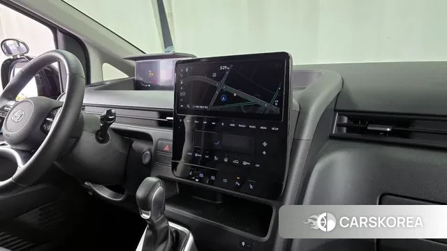 Hyundai Staria 2023 Черный из Кореи, фото 4