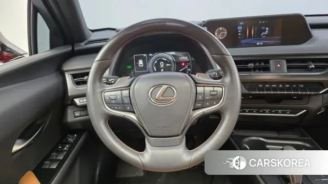 Lexus UX300e 2022 Красный из Кореи, фото 4