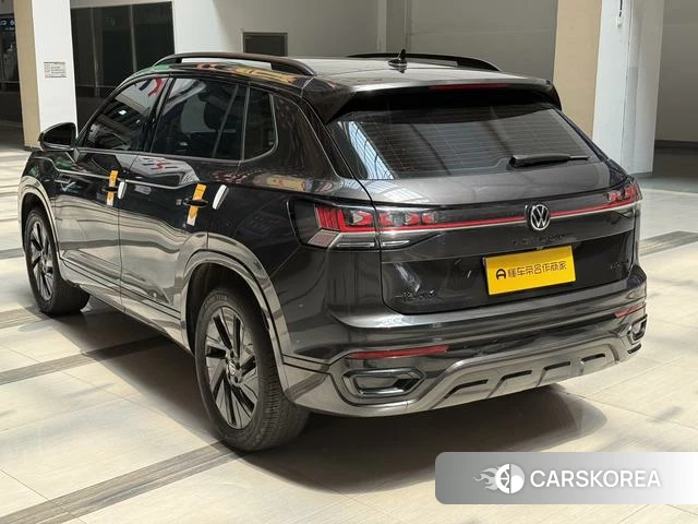 Volkswagen Tanyue 2023 Черный из Китая, фото 4