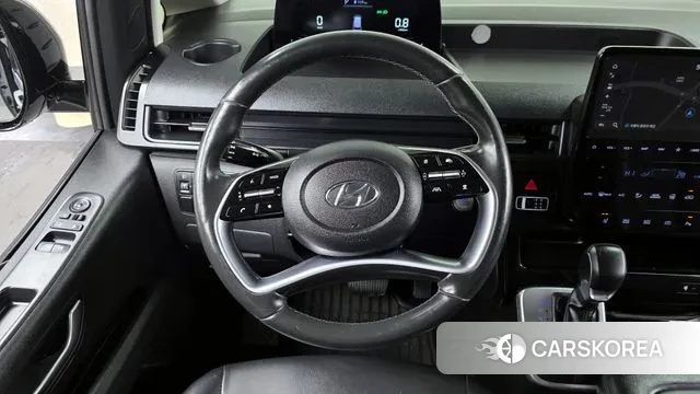 Hyundai Staria 2023 Серебряный из Кореи, фото 4