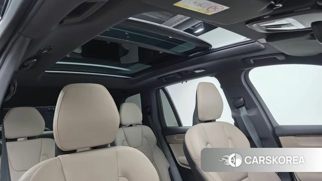 Volvo XC90 second Generation 2026 Белый из Кореи, фото 4