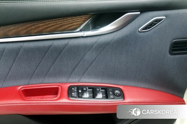 Maserati Ghibli 2021 Белый из Кореи, фото 4