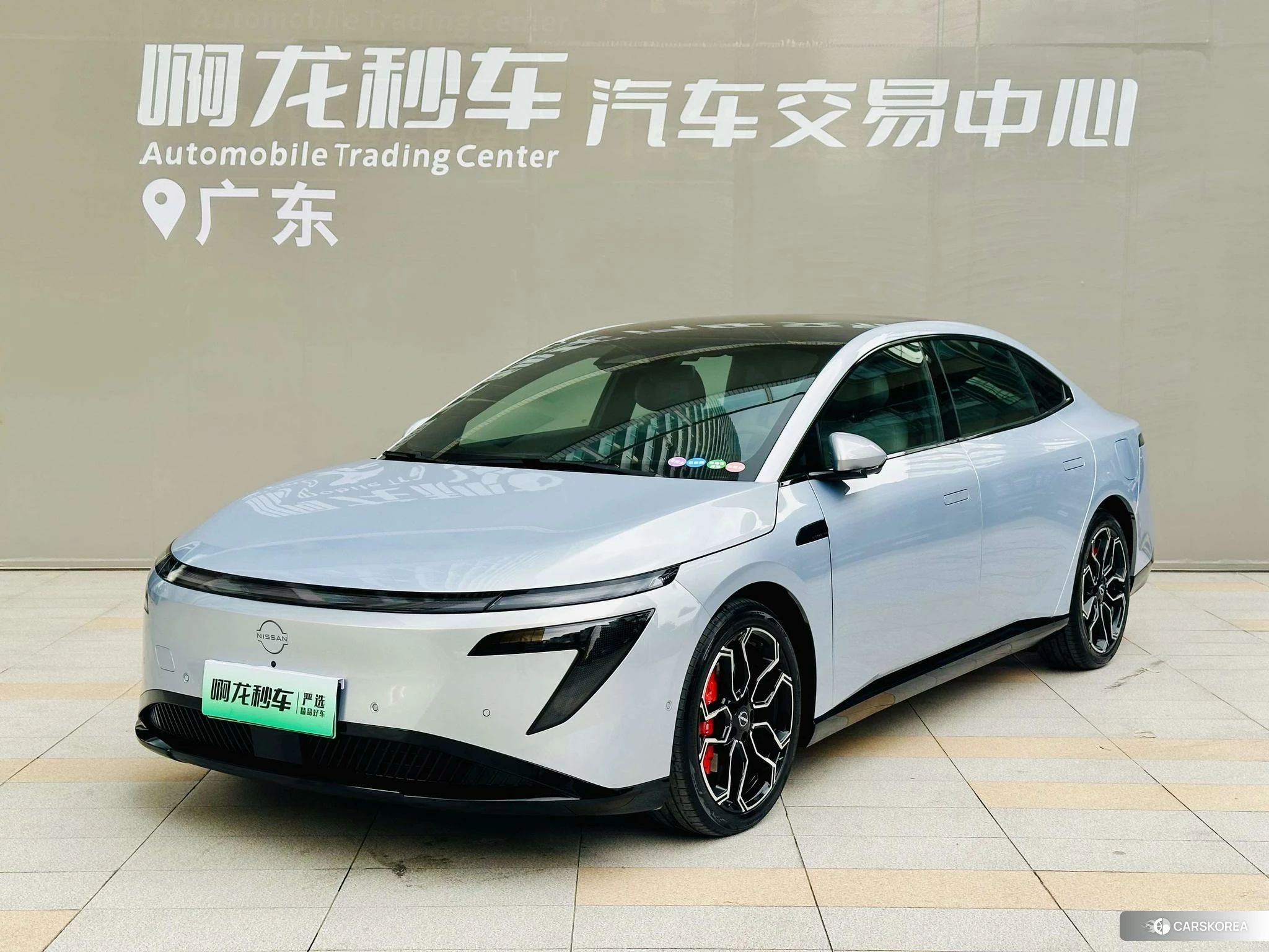 Nissan N7 2025 Серебристо-серый из Китая, фото 4