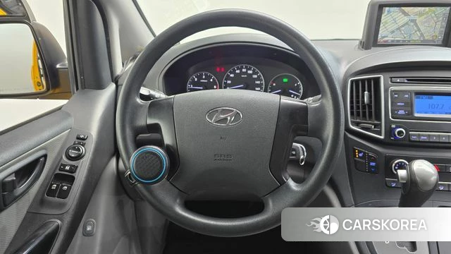 Hyundai The New Grand Starex 2018 Желтый из Кореи, фото 4