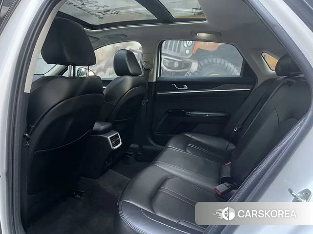 Kia K5 2021 Белый из Китая, фото 4