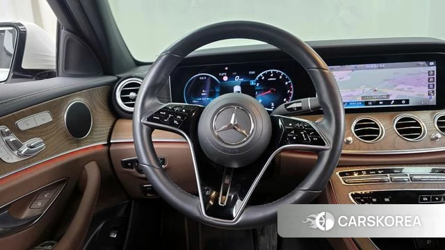 Mercedes-Benz E-Class W213 2021 Белый из Кореи, фото 4