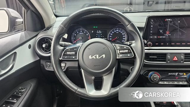Kia The New K3 2nd generation 2022 Серебристо-серый из Кореи, фото 4