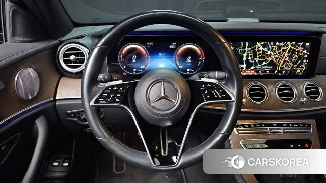 Mercedes-Benz E-Class W213 2021 Черный из Кореи, фото 4