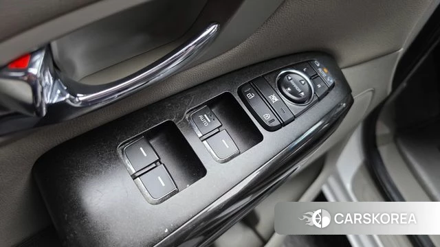 Kia The New Carnival 2019 Белый из Кореи, фото 4