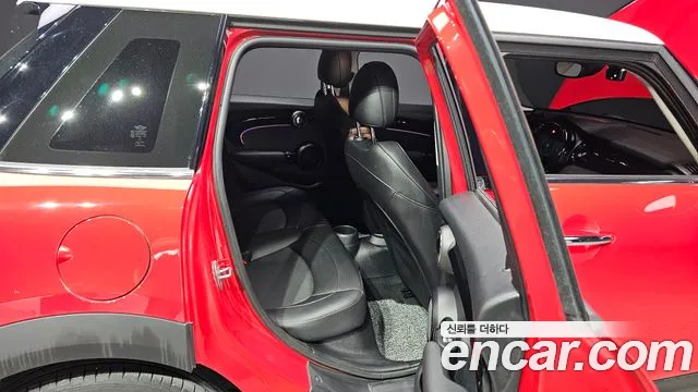 Mini Cooper 2022 Красный из Кореи, фото 4