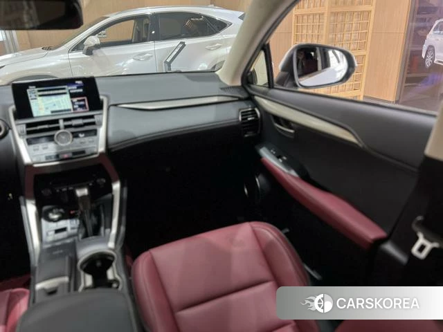 Lexus NX 2021 Белый из Китая, фото 4
