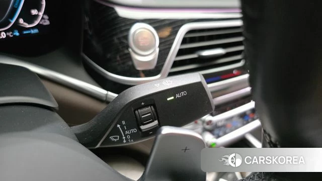 BMW 7 Series (G11) 2021 Белый из Кореи, фото 4