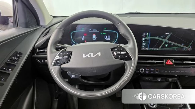Kia Di Ol Nu Niro 2022 Белый из Кореи, фото 4