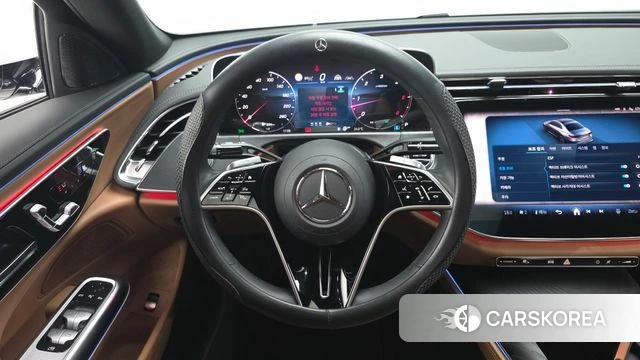 Mercedes-Benz E-Class W214 2024 Белый из Кореи, фото 4
