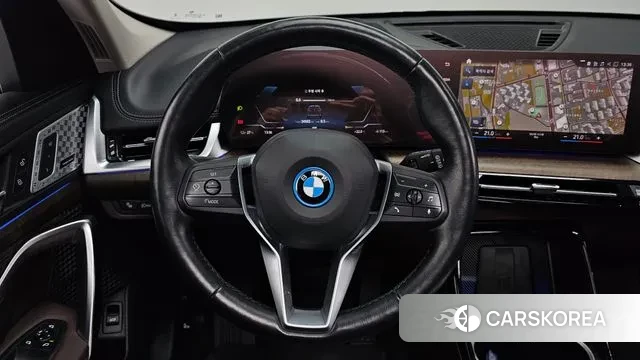 BMW iX1 (U11) 2023 Черный из Кореи, фото 4