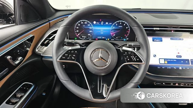 Mercedes-Benz E-Class W214 2025 Черный из Кореи, фото 4