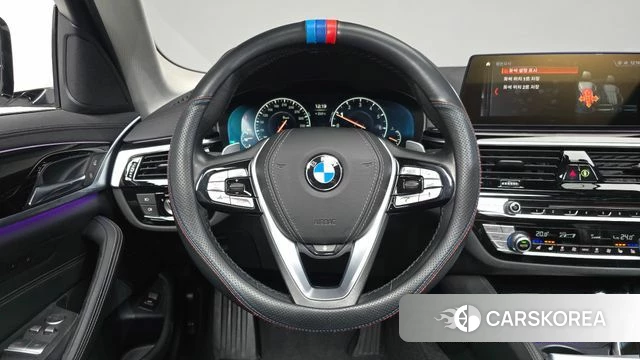 BMW 5 Series (G30) 2019 Белый из Кореи, фото 4