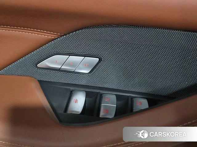BMW 4 Series (G22) 2024 Белый из Кореи, фото 4