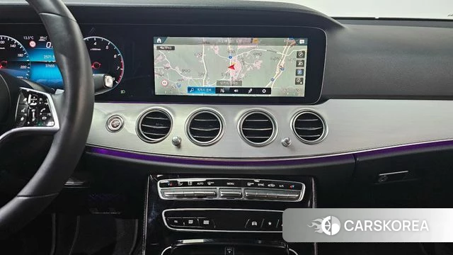 Mercedes-Benz E-Class W213 2021 Белый из Кореи, фото 4