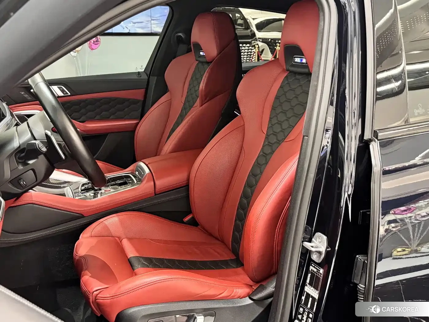 BMW X6 M 2023 Черный из Китая, фото 4
