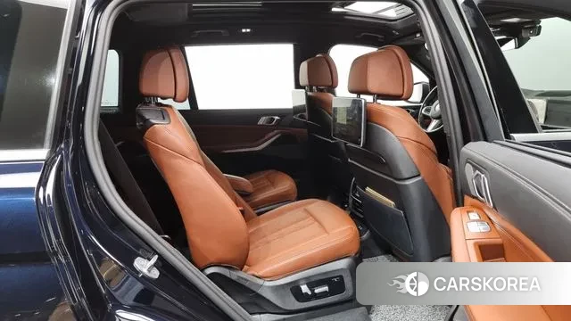 BMW X7 (G07) 2022 Черный из Кореи, фото 4