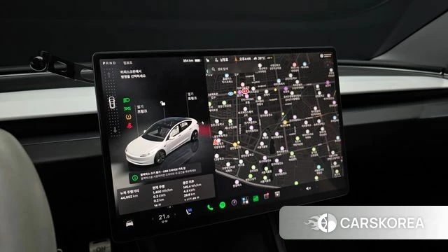 Tesla Model 3 2024 Белый из Кореи, фото 4