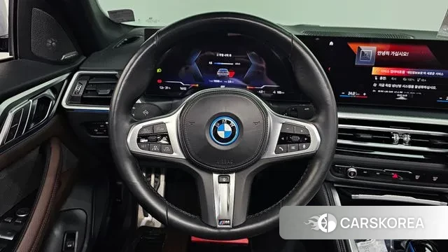 BMW i4 2022 Небесно-голубой из Кореи, фото 4