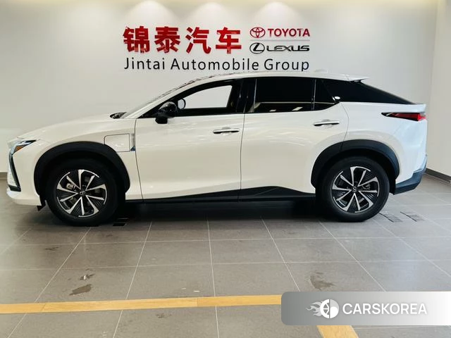 Lexus RZ 2024 Белый из Китая, фото 4