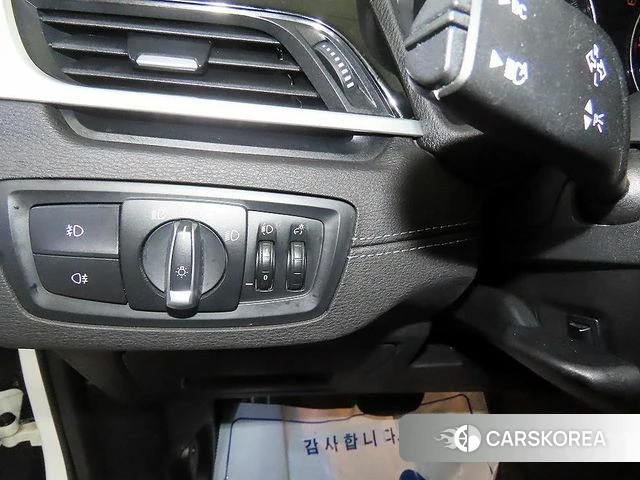 BMW X1 (F48) 2022 Белый из Кореи, фото 4