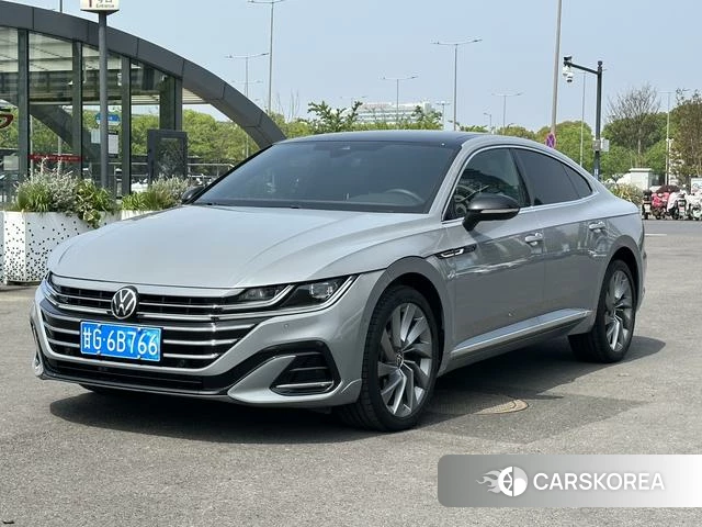 Volkswagen CC 2022 Серебристо-серый из Китая, фото 4